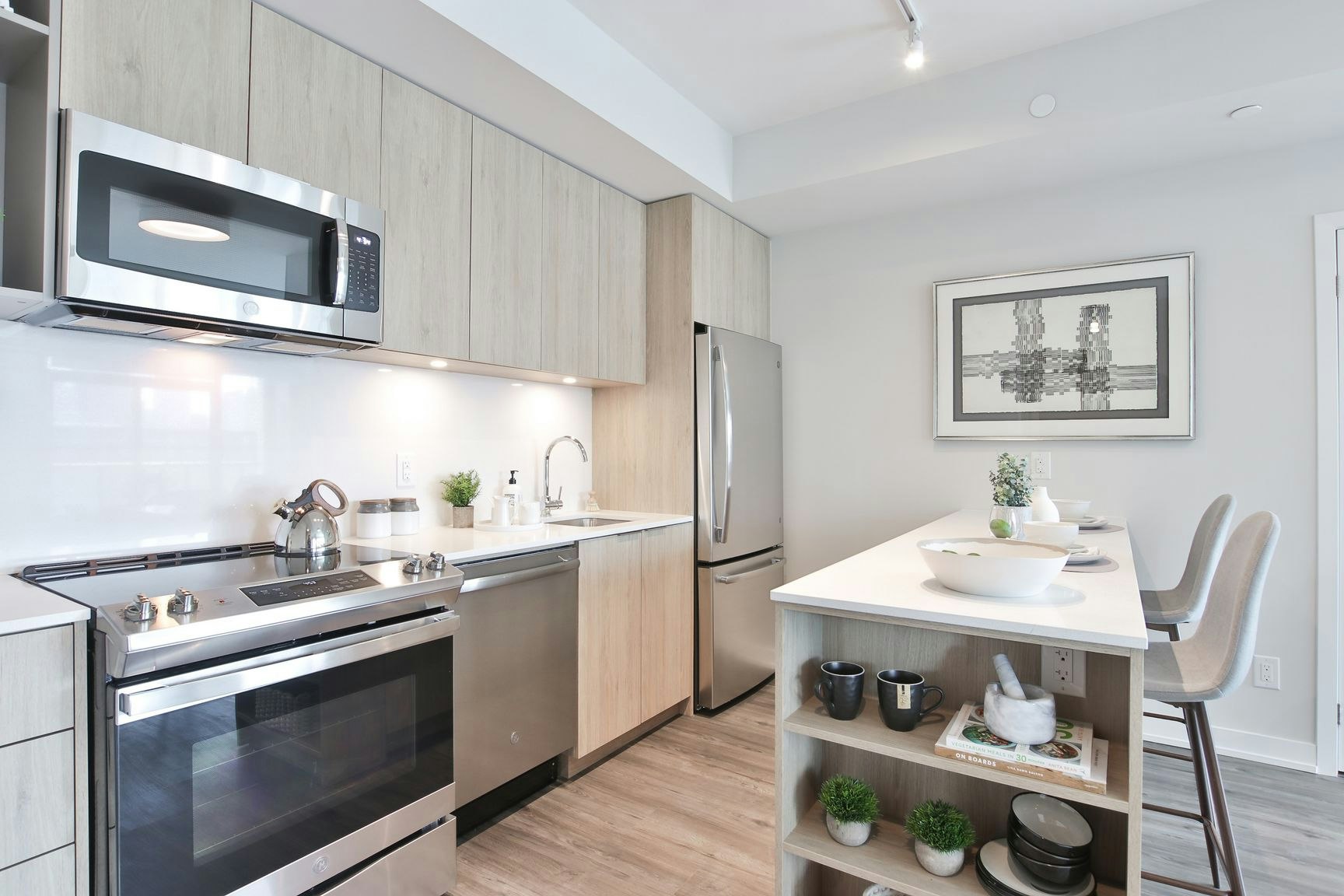 25 Nicholas Avenue, Toronto, ON, M5A 0M9 - 30