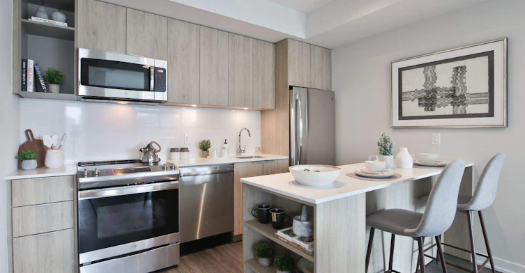 25 Nicholas Avenue, Toronto, ON, M5A 0M9 - 3