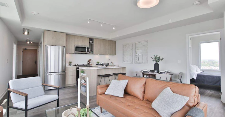 25 Nicholas Avenue, Toronto, ON, M5A 0M9 - 3