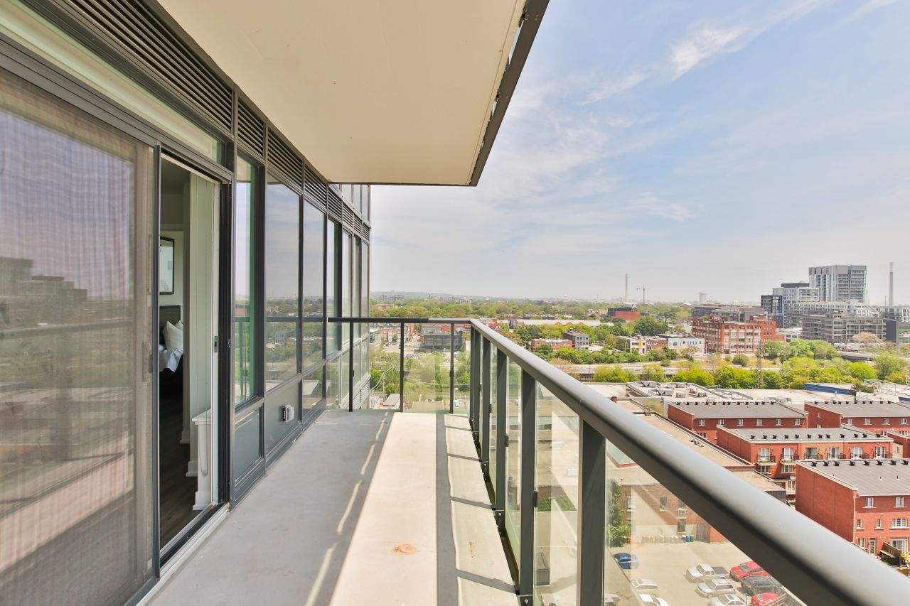 25 Nicholas Avenue, Toronto, ON, M5A 0M9 - 6