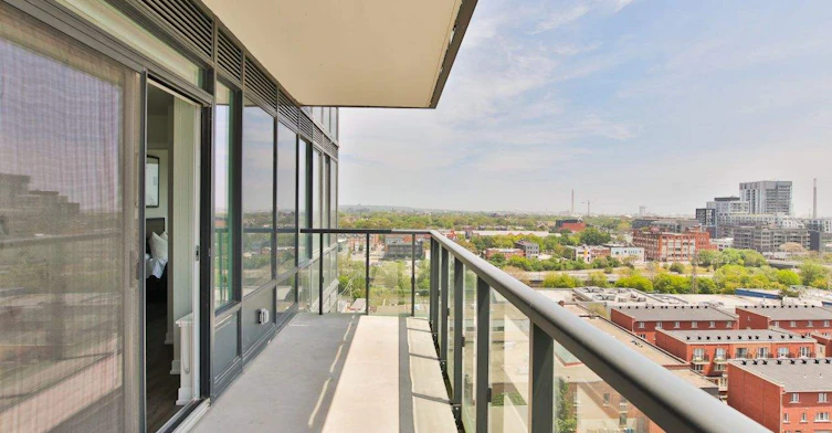 25 Nicholas Avenue, Toronto, ON, M5A 0M9 - 6