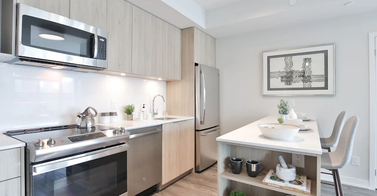 25 Nicholas Avenue, Toronto, ON, M5A 0M9 - 30