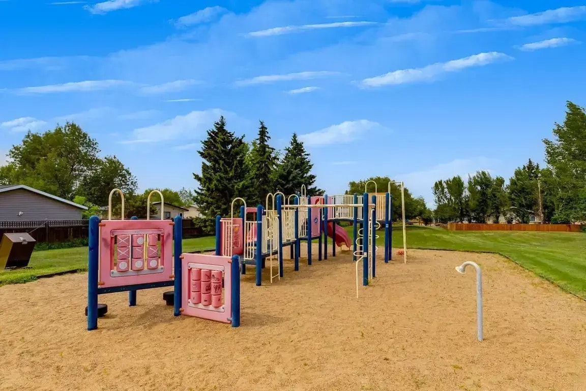 B207-2702 48 Avenue, Lloydminster City West, AB, S9V 1K7 - 26