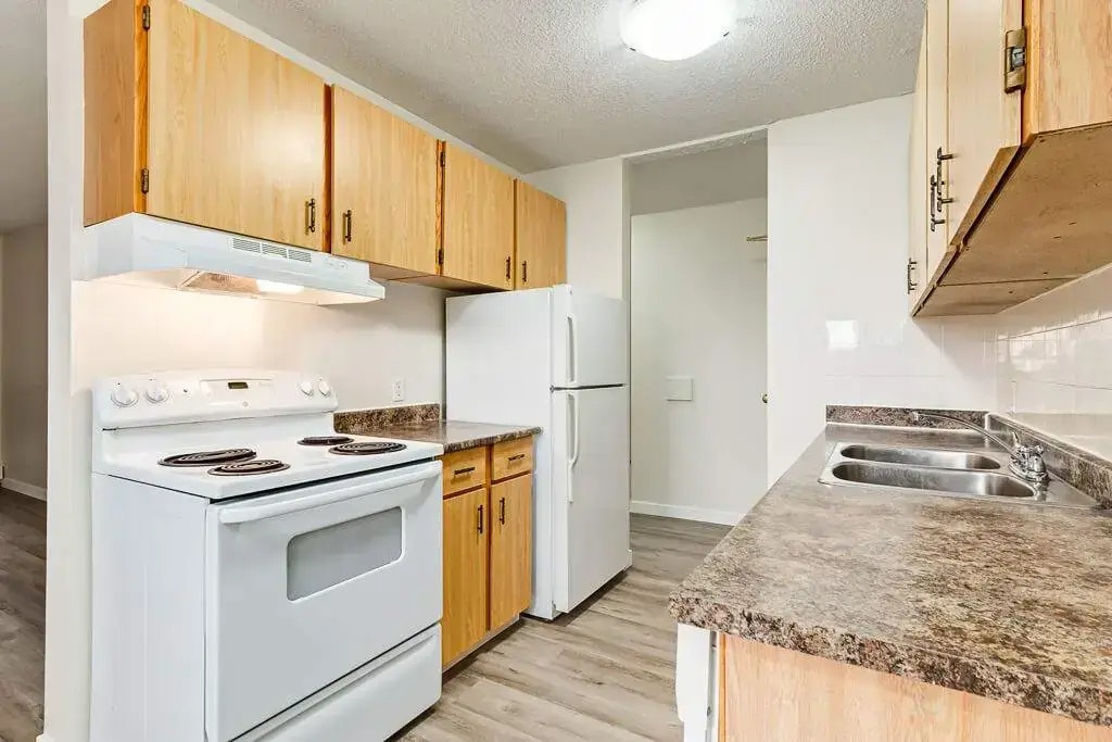 A208-4408A 32nd Street, Lloydminster City West, AB, S9V 1S5 - 5