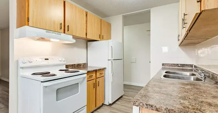 A208-4408A 32nd Street, Lloydminster City West, AB, S9V 1S5 - 5