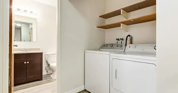 A305-4408A 32nd Street, Lloydminster City West, AB, S9V 1S5 - 3