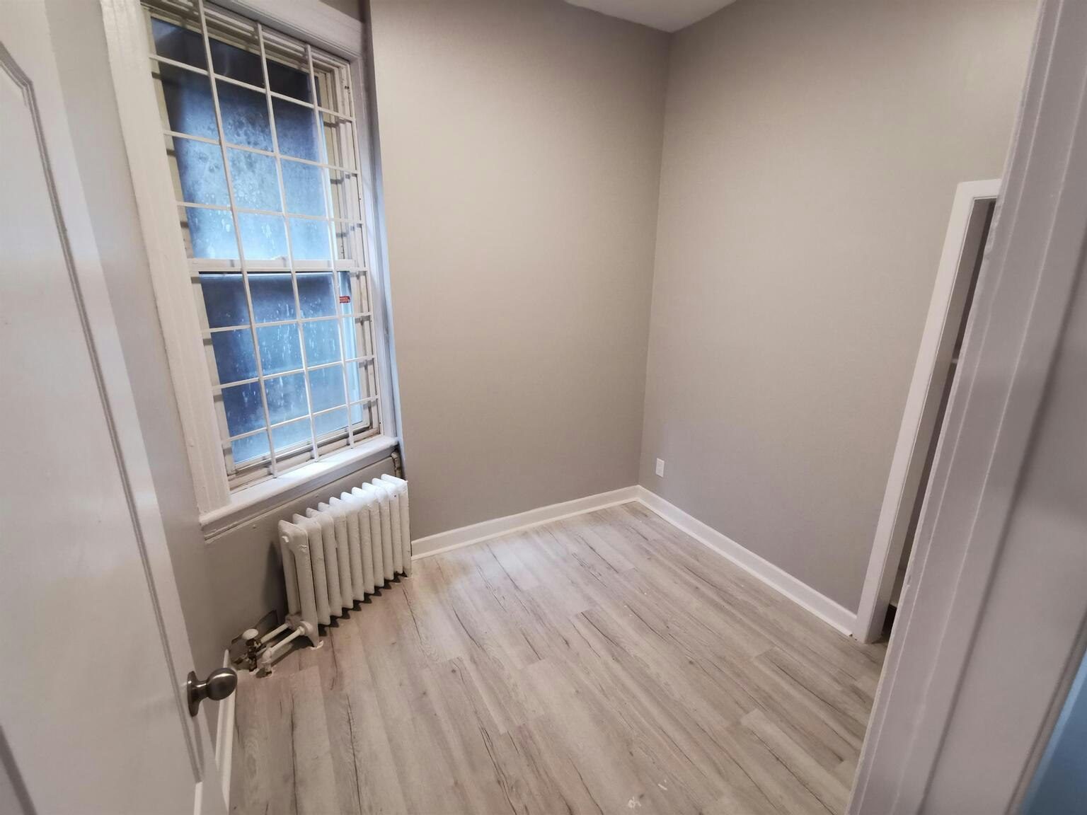 1-883 Somerset Street West, Ottawa, ON, K1R 6R6 - 3