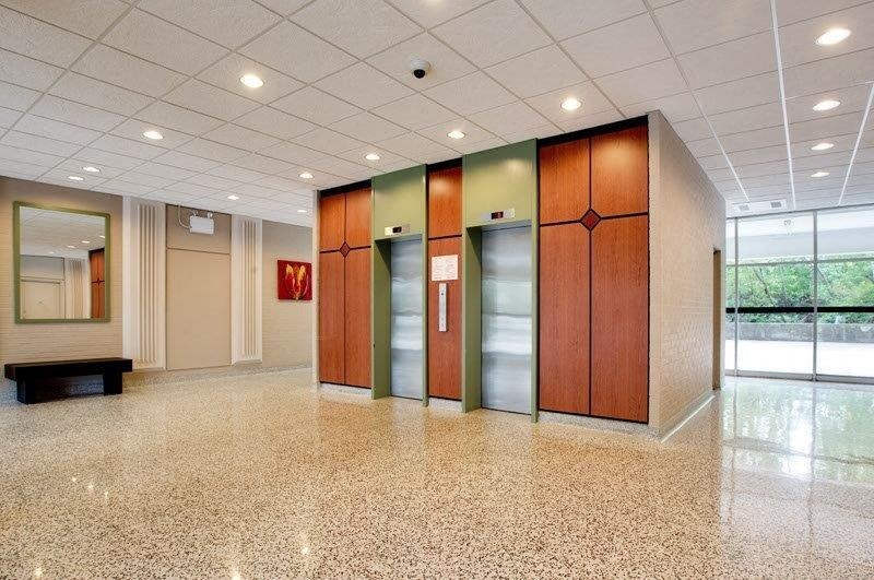 240-1108-240 Brittany Drive, Ottawa, ON, K1K 0R6 - 8