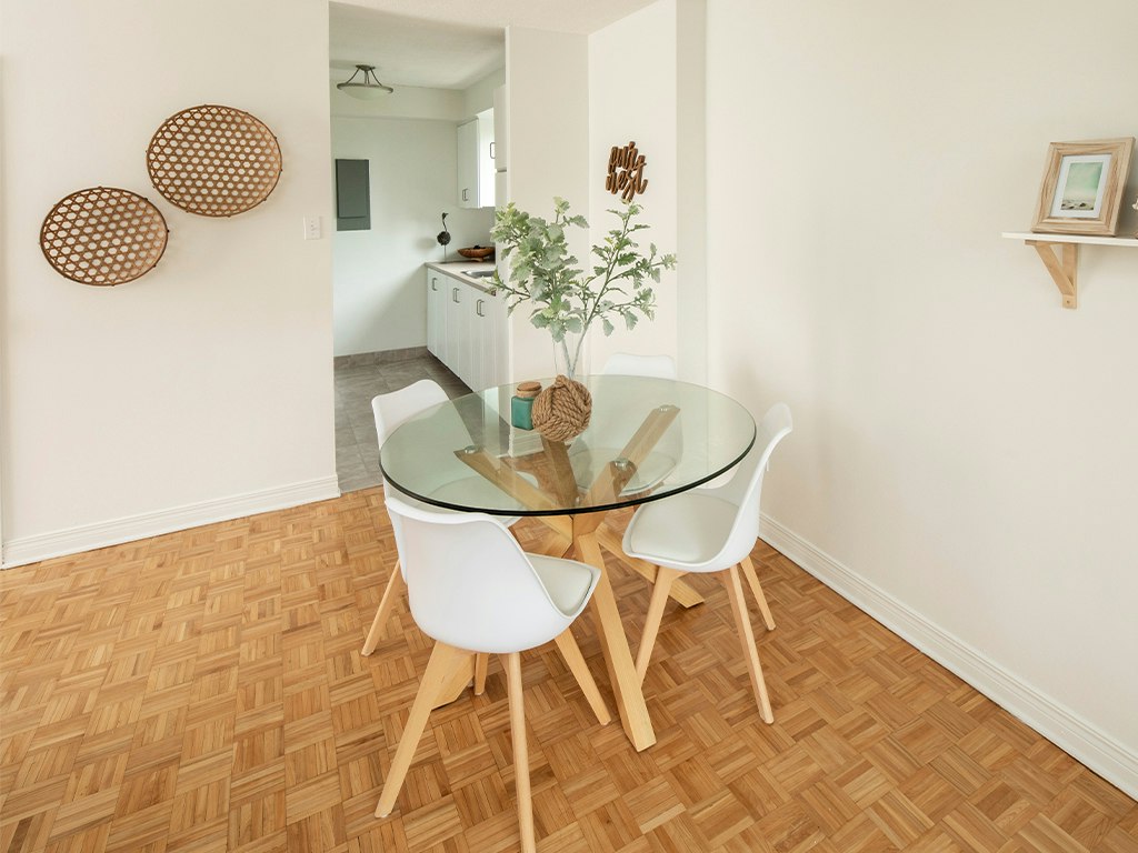 240-0804-240 Brittany Drive, Ottawa, ON, K1K 0R6 - 4