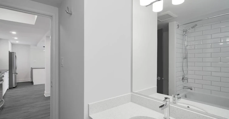 0101-2222 Bellevue Avenue, West Vancouver, BC, V7V 1C7 - 6