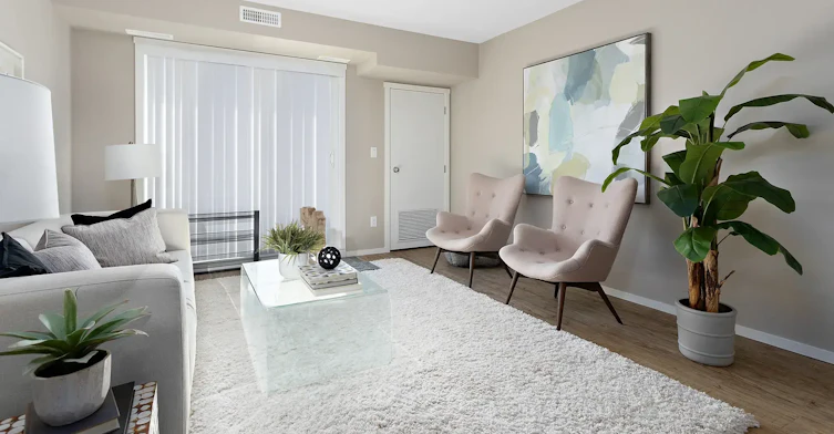 21817 91a Avenue NW, Edmonton, AB, T5T 7S3 - 4
