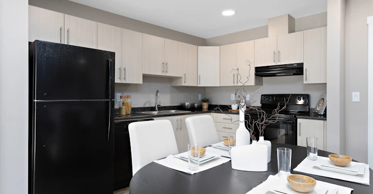 21817 91a Avenue NW, Edmonton, AB, T5T 7S3 - 13