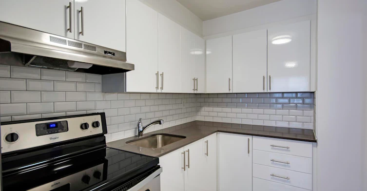 P-2-89 Isabella Street, Toronto, ON, M4Y 1N8 - 3