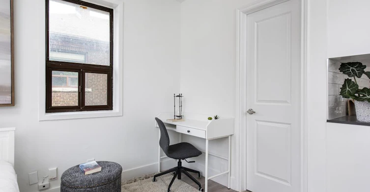 B2-5 Glenavon Road, Toronto, ON, M6K 1C9 - 20