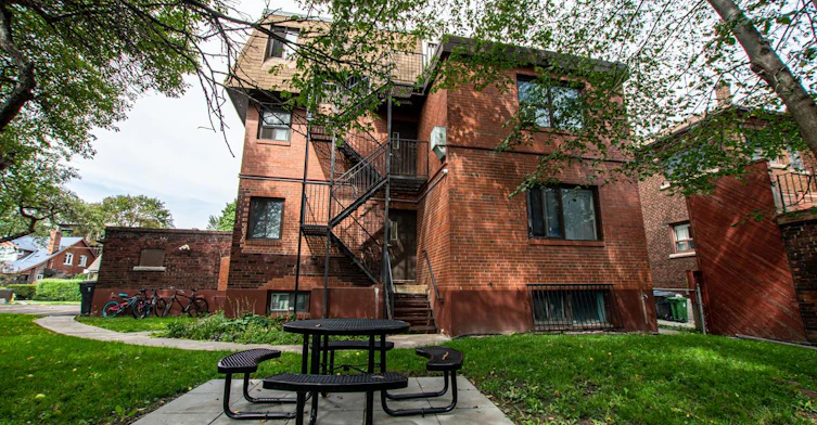 B5-5 Glenavon Road, Toronto, ON, M6K 1C9 - 18