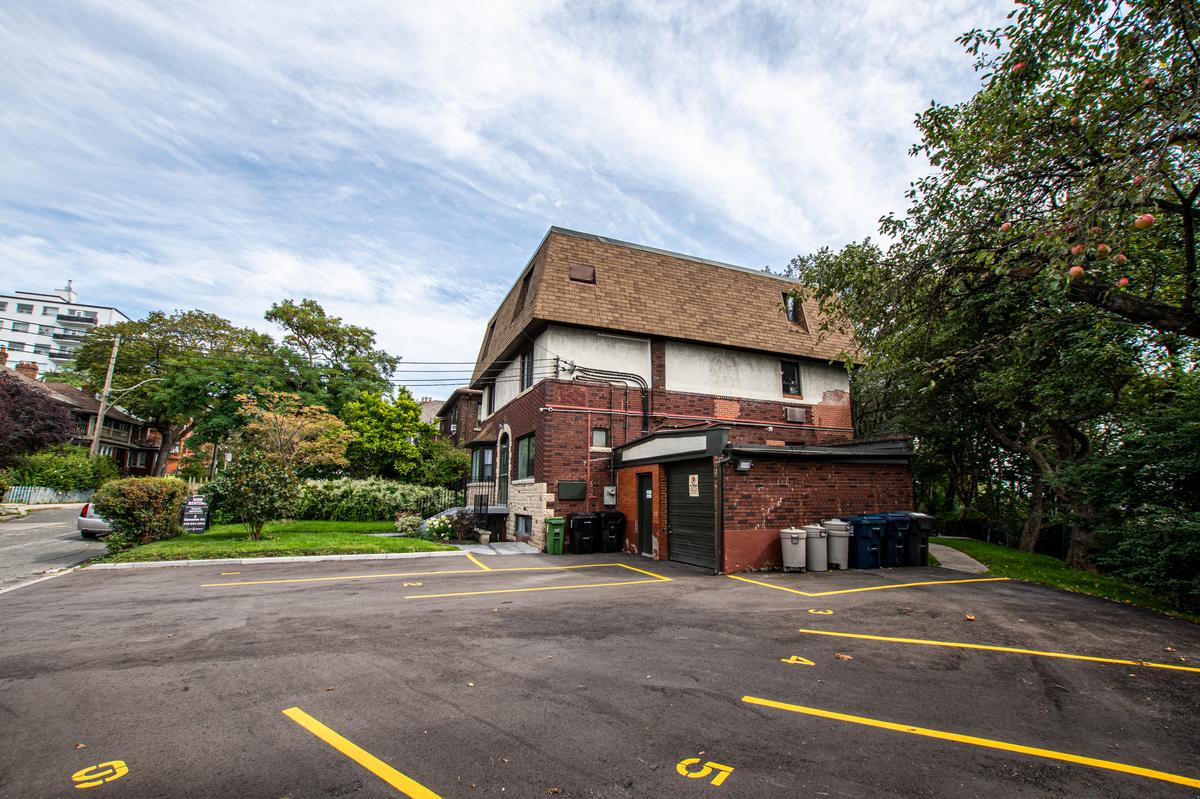 B5-5 Glenavon Road, Toronto, ON, M6K 1C9 - 14