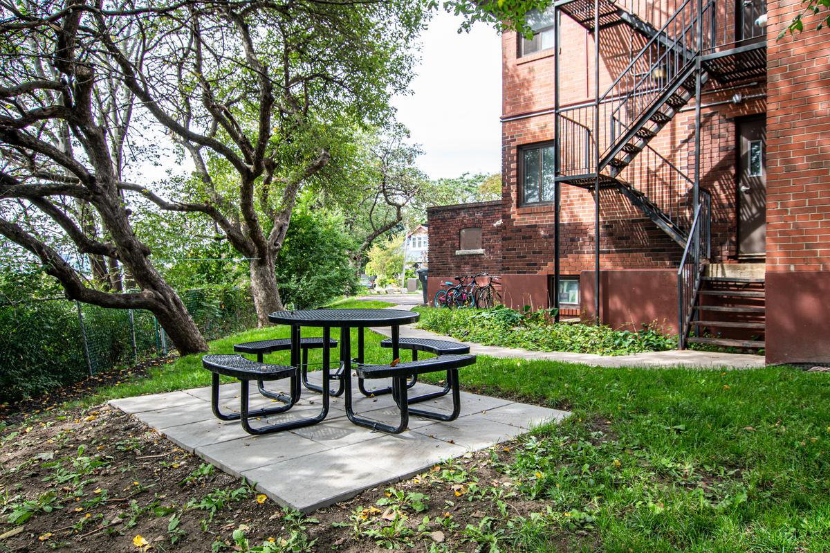 B5-5 Glenavon Road, Toronto, ON, M6K 1C9 - 17