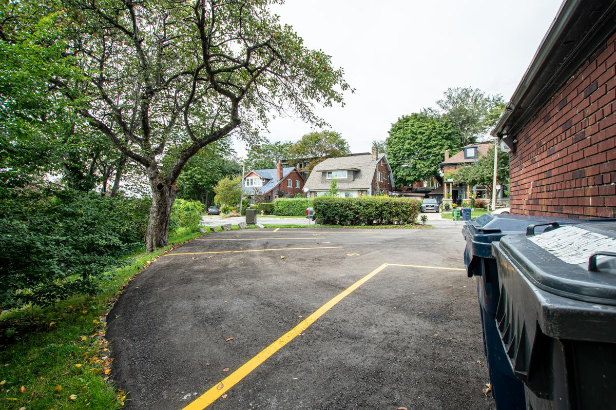 B5-5 Glenavon Road, Toronto, ON, M6K 1C9 - 16