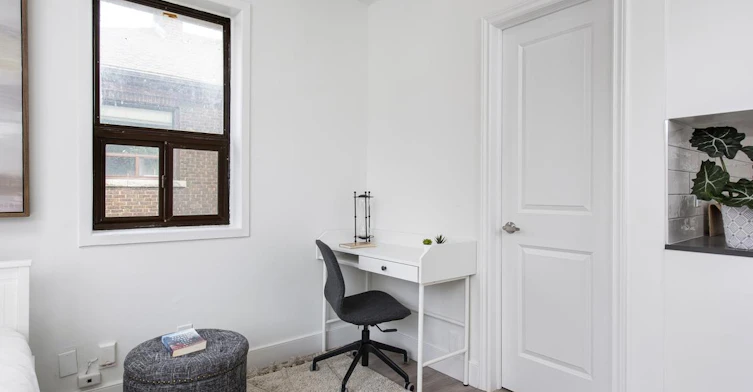 B5-5 Glenavon Road, Toronto, ON, M6K 1C9 - 20