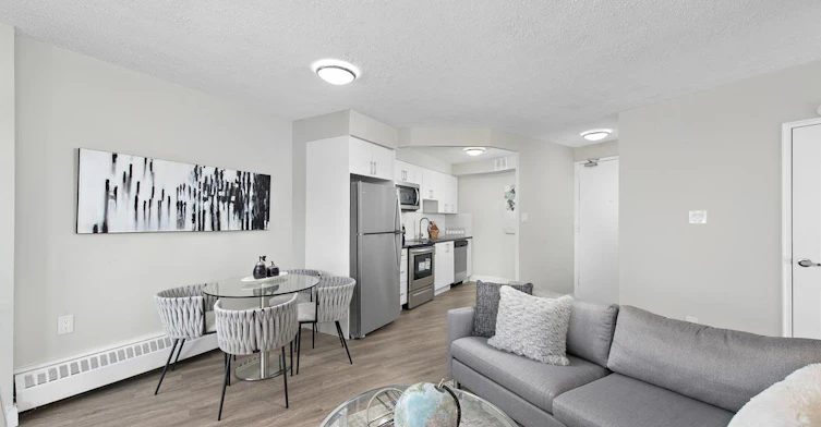 0519-2050 Keele Street, Toronto, ON, M6M 3Y7 - 7