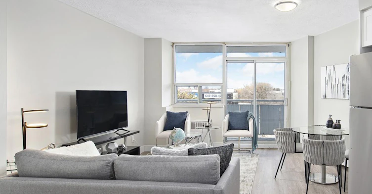 0519-2050 Keele Street, Toronto, ON, M6M 3Y7 - 15