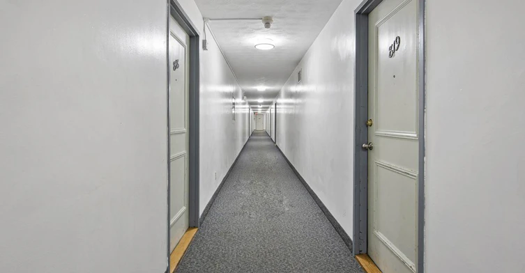 0519-2050 Keele Street, Toronto, ON, M6M 3Y7 - 11