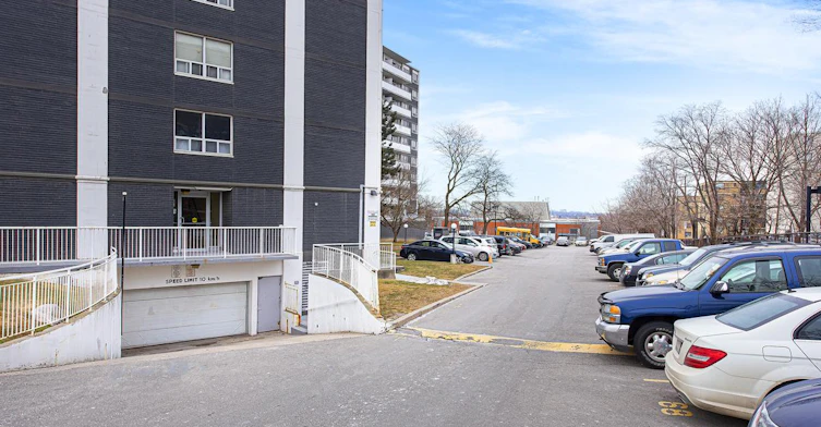 0519-2050 Keele Street, Toronto, ON, M6M 3Y7 - 24