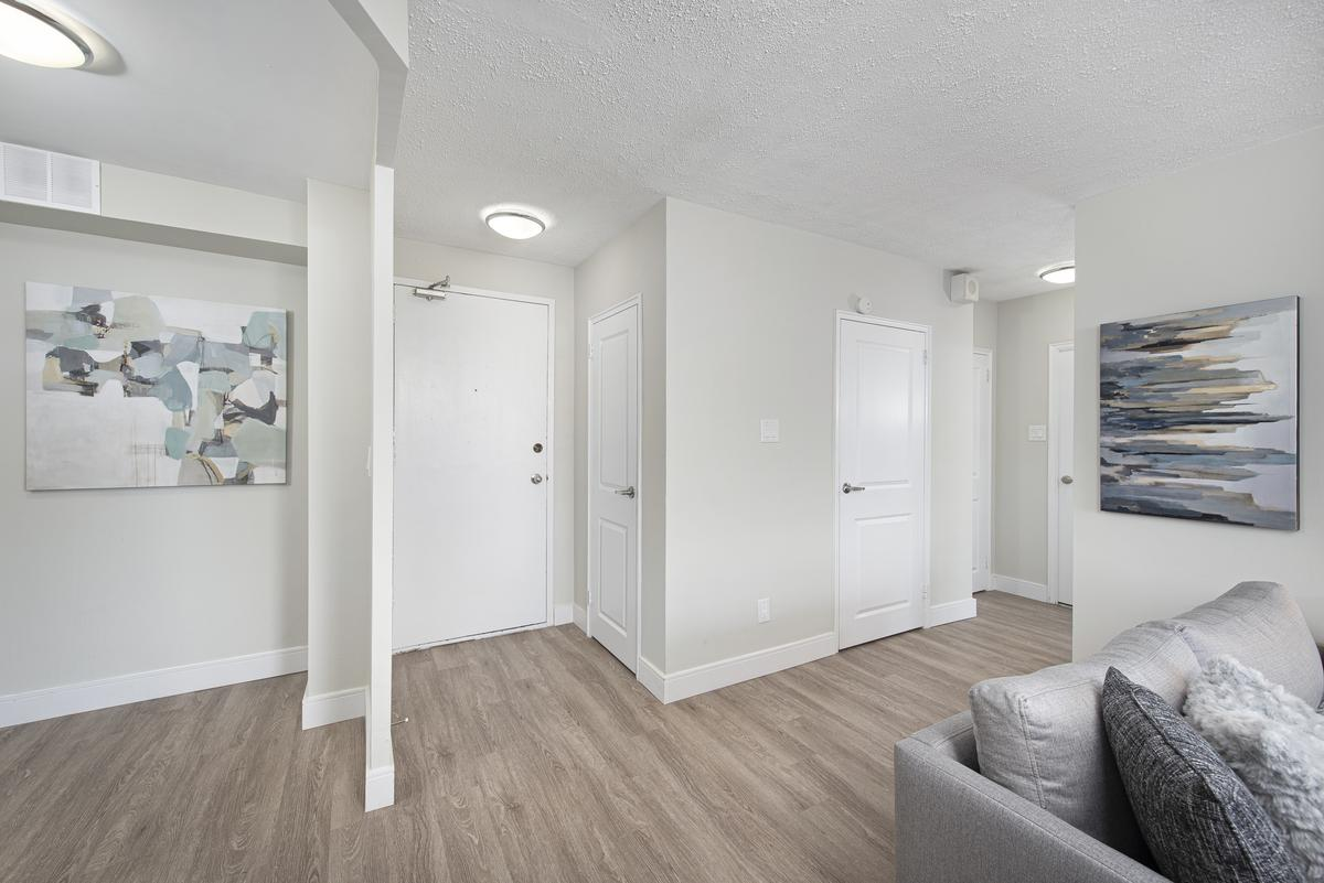 0519-2050 Keele Street, Toronto, ON, M6M 3Y7 - 6