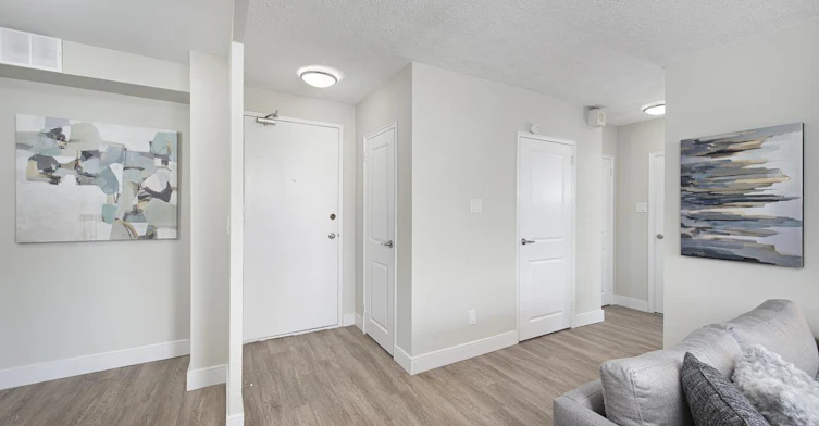 0519-2050 Keele Street, Toronto, ON, M6M 3Y7 - 6