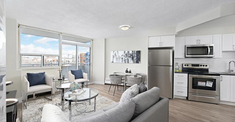 0519-2050 Keele Street, Toronto, ON, M6M 3Y7 - 5