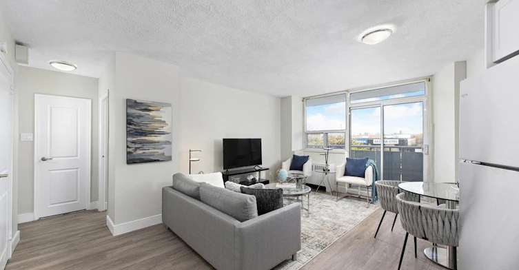 0519-2050 Keele Street, Toronto, ON, M6M 3Y7 - 27