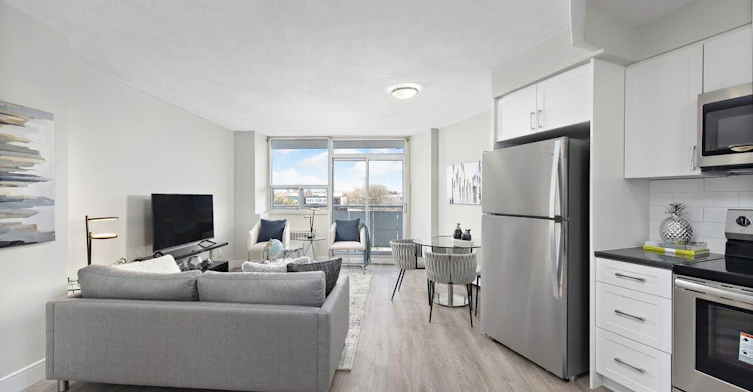 0519-2050 Keele Street, Toronto, ON, M6M 3Y7 - 25