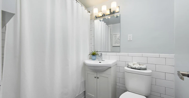 0519-2050 Keele Street, Toronto, ON, M6M 3Y7 - 16