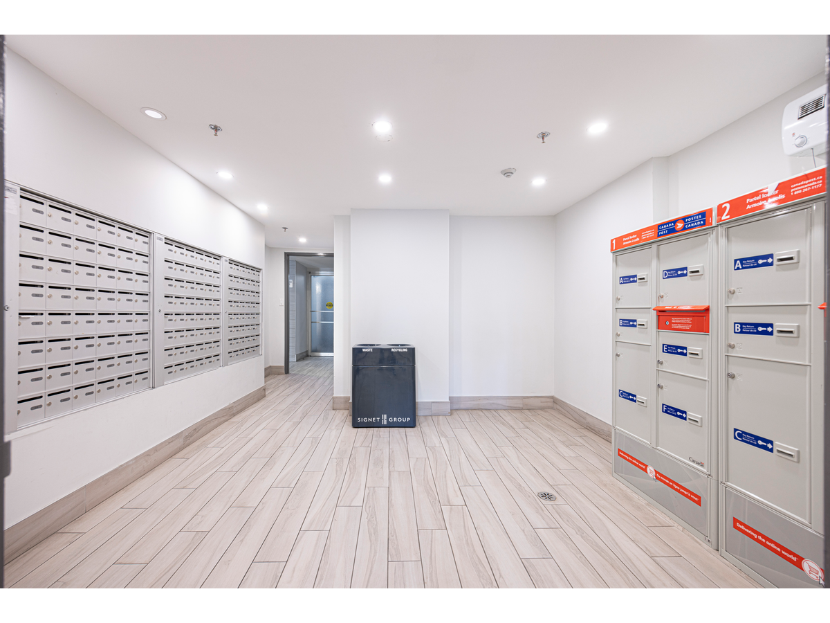 0519-2050 Keele Street, Toronto, ON, M6M 3Y7 - 34