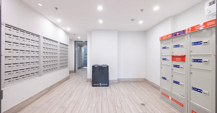 0519-2050 Keele Street, Toronto, ON, M6M 3Y7 - 34
