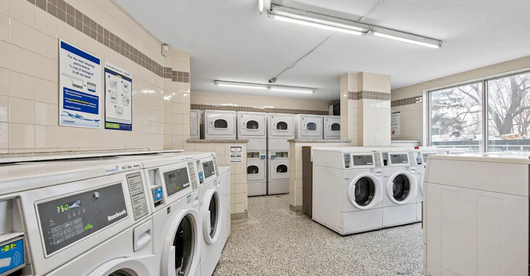 0519-2050 Keele Street, Toronto, ON, M6M 3Y7 - 23