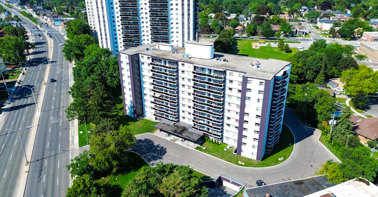 1002-2570 Kingston Road, Toronto, ON, M1M 1L9 - 2