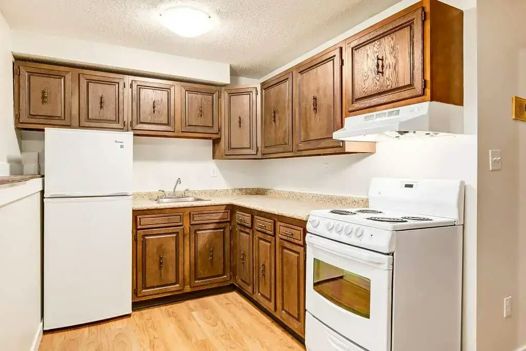 109-5104 56th Avenue, Lloydminster City West, AB, T9V 0Z7 - 3