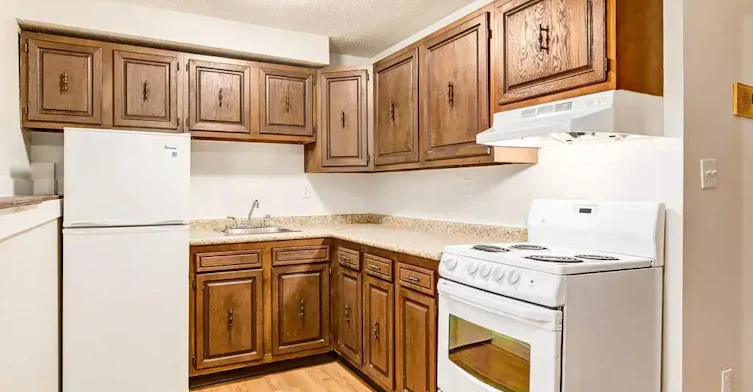 109-5104 56th Avenue, Lloydminster City West, AB, T9V 0Z7 - 3