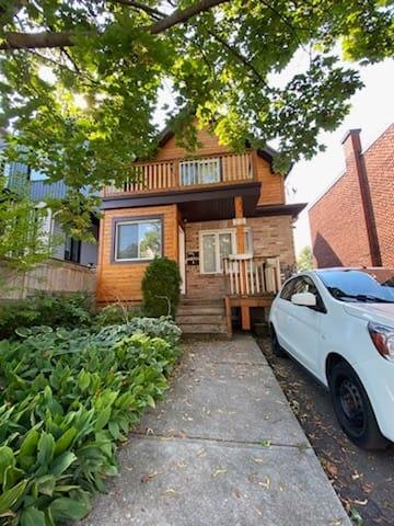 4-22 Spadina Avenue, Ottawa, ON, K1Y 2B6