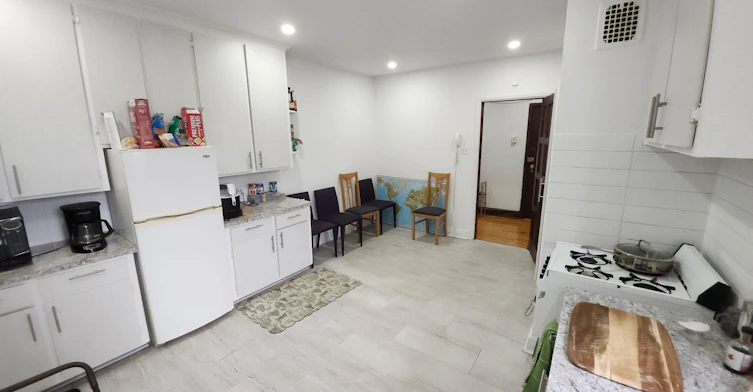 15-5821 Chemin Cote St Luc, Montréal, QC, H3X 2G2 - 6