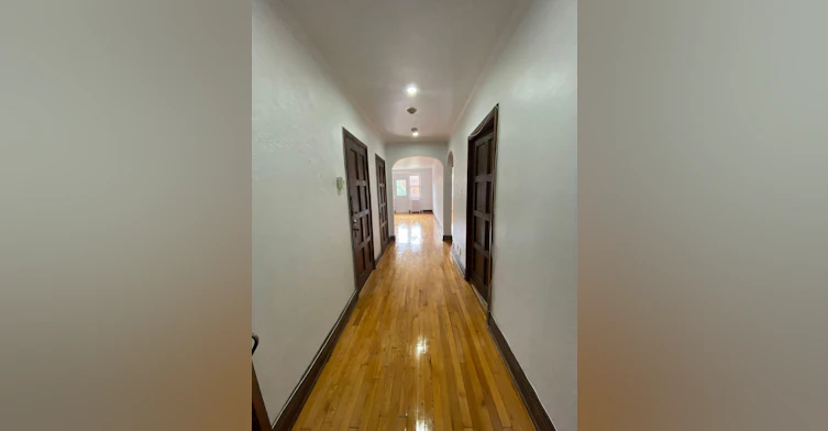 18-5821 Chemin Cote St Luc, Montréal, QC, H3X 2G2 - 5