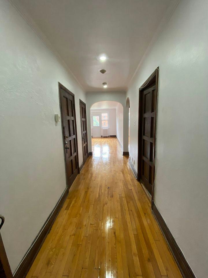 5821 Chemin Cote St Luc, Montréal, QC, H3X 2G2 - 5