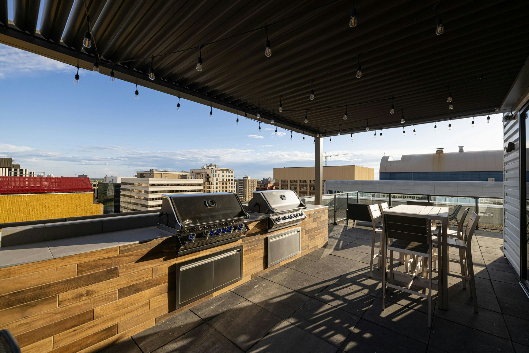X11-10043 108 Street NW, Edmonton, AB, T5J 5G8