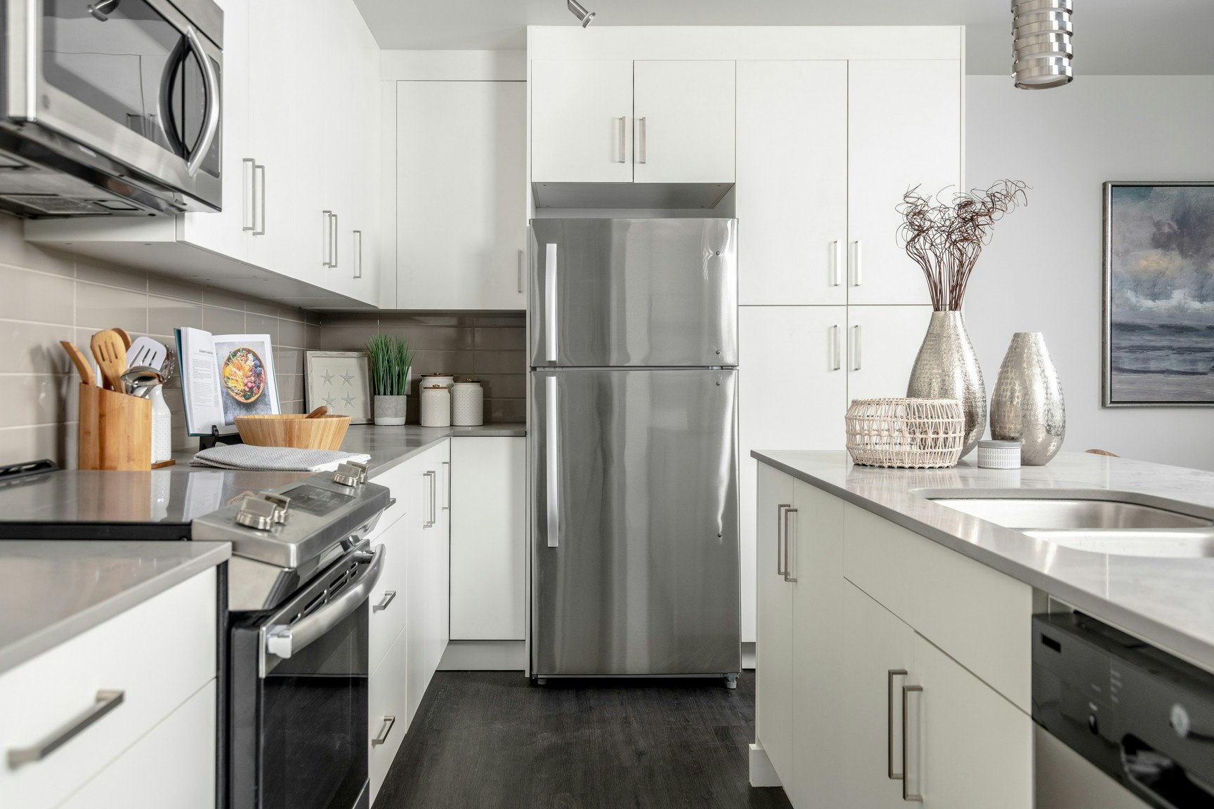 X-23-10043 108 Street NW, Edmonton, AB, T5J 5G8 - 17