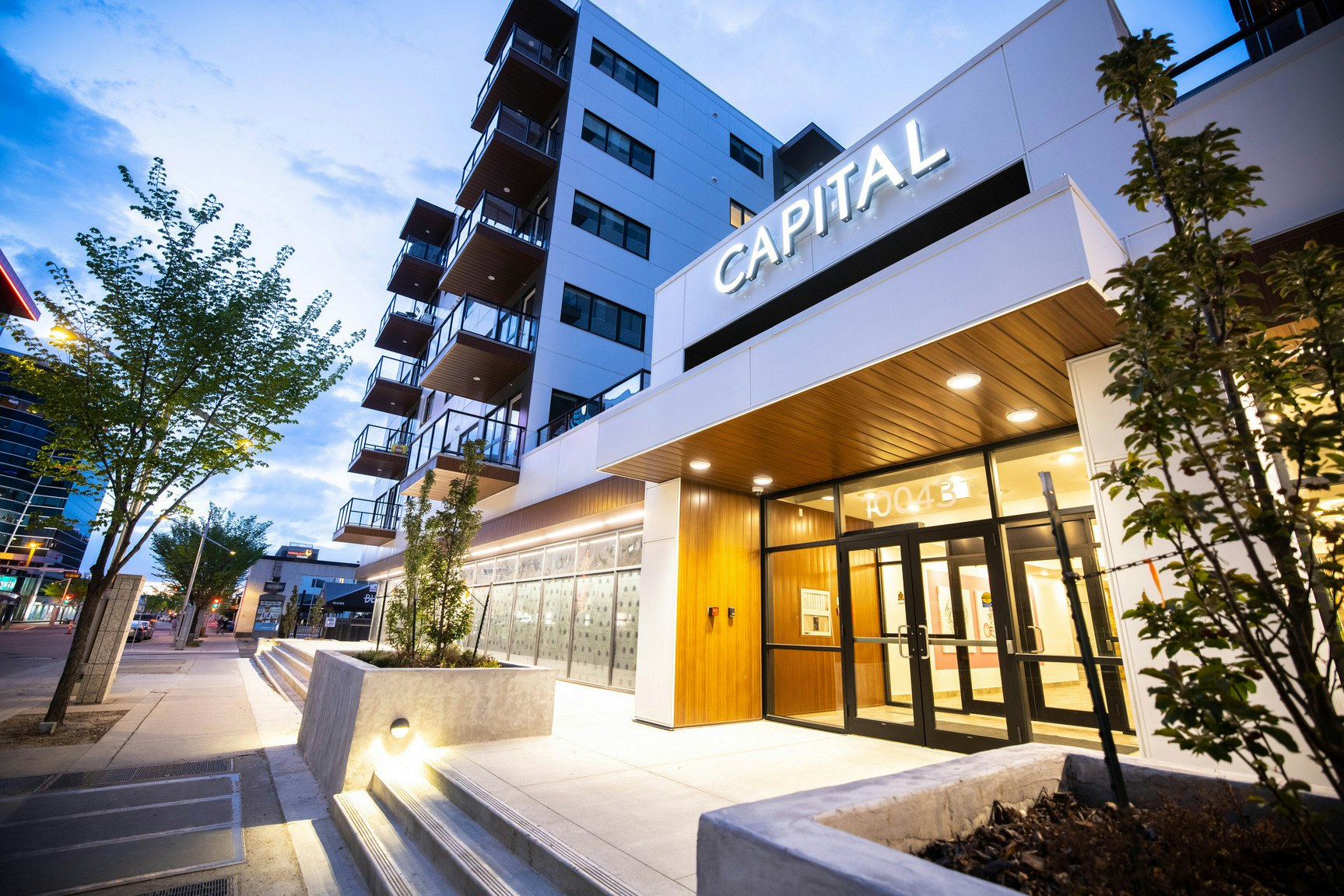 X-23-10043 108 Street NW, Edmonton, AB, T5J 5G8 - 24