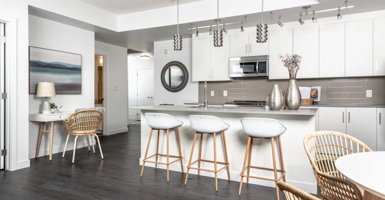 X-23-10043 108 Street NW, Edmonton, AB, T5J 5G8 - 34