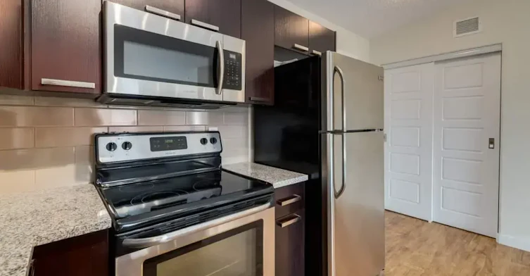 317-5008 4 Avenue SW, Edmonton, AB, T6X 1V3 - 17