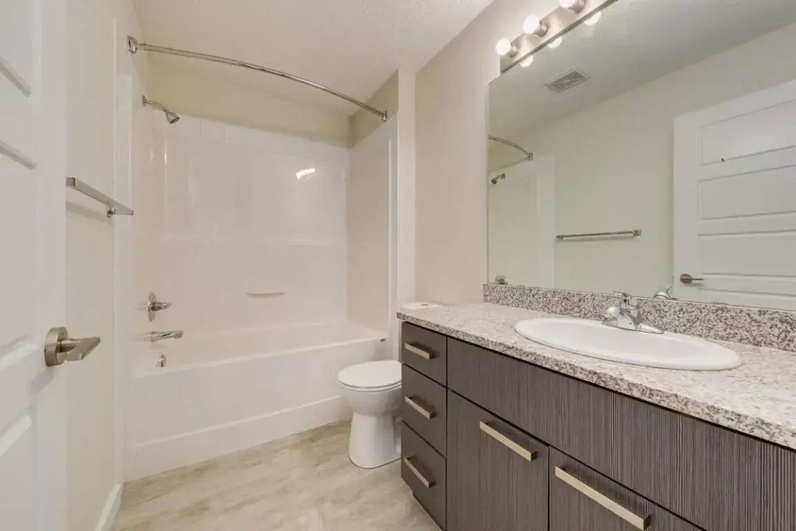 317-5008 4 Avenue SW, Edmonton, AB, T6X 1V3 - 26
