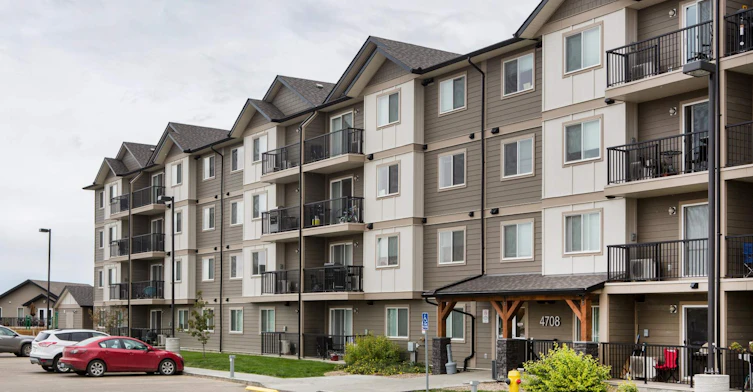4708 13th Street, Lloydminster City West, AB, S9V 2G7 - 4